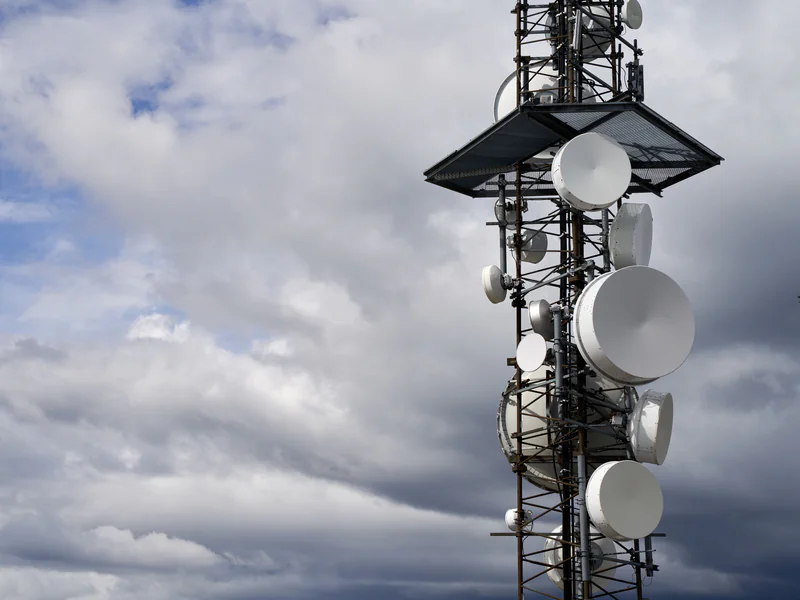 Cell-tower antenna arrays showing why inspection evidence must identify the correct sector, elevation and component